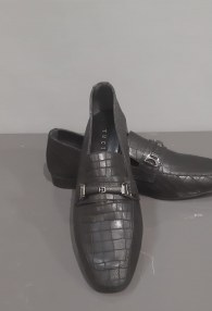 Tucino wężowe baletki czarne